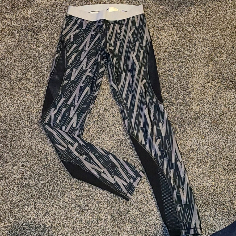 Nike Pro hypercool